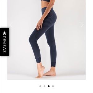 NWT sapphire blue Victoria leggings